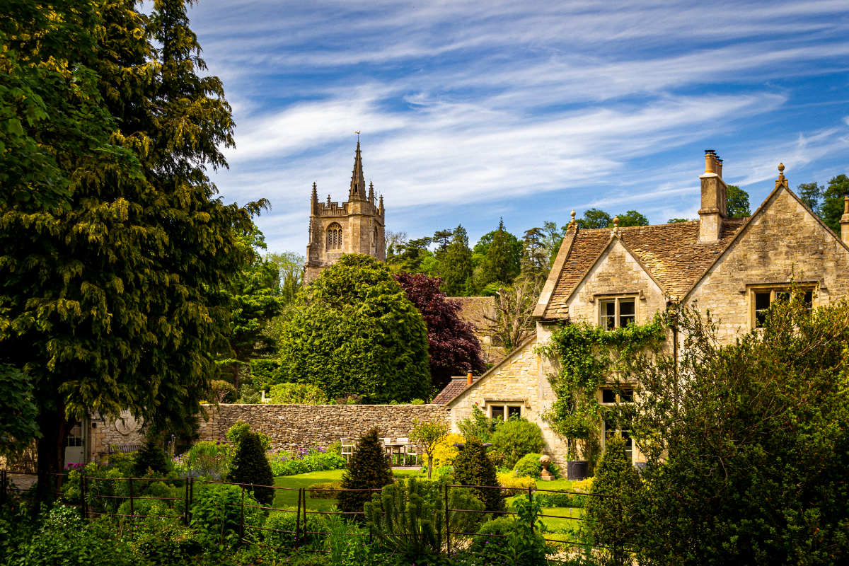 Castle Combe - Prettiest Places In The Cotswolds